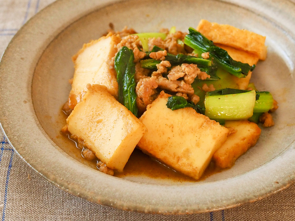 厚揚げとひき肉の和風カレー炒め