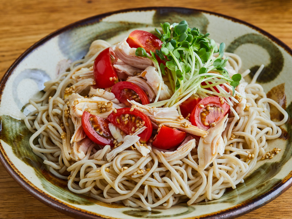 鶏ささ身とミニトマトのさっぱりかけそば