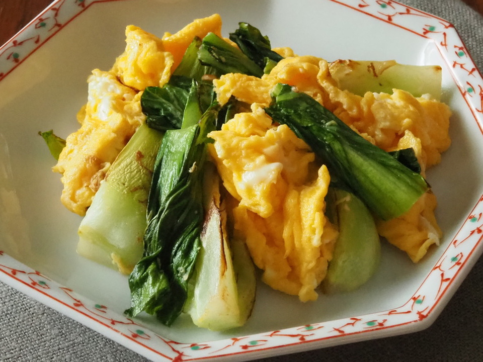 ふわふわ卵とチンゲン菜の中華炒め