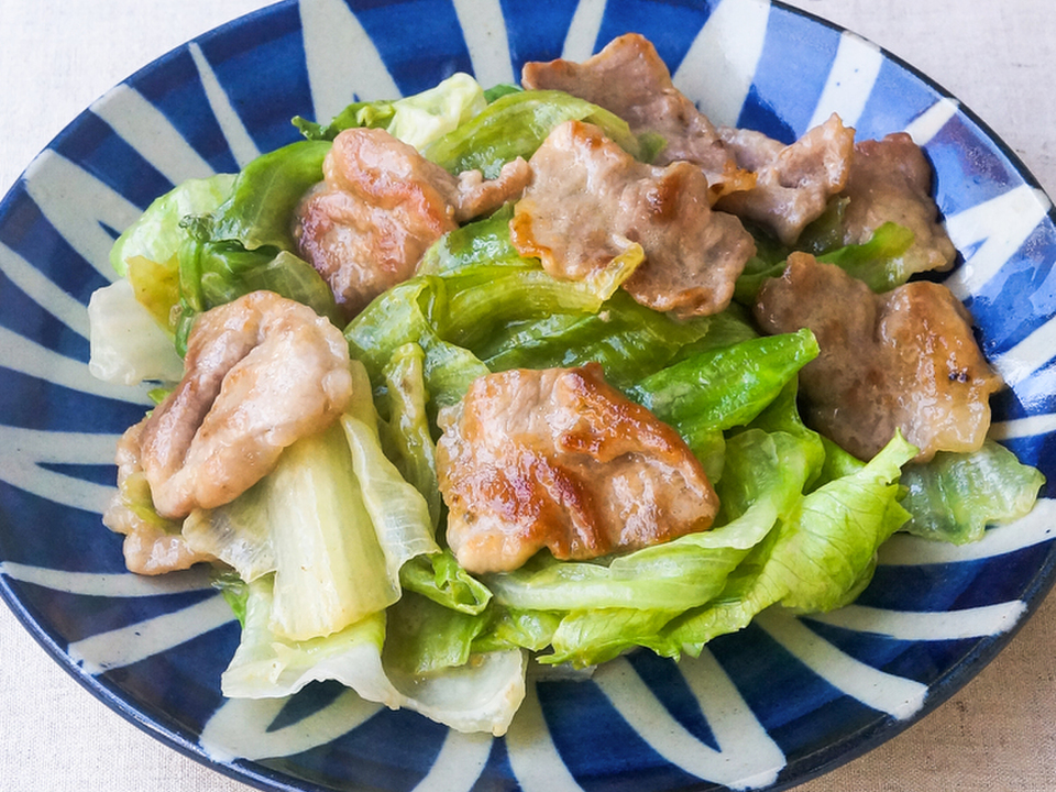 豚肉とレタスのマヨぽん炒め