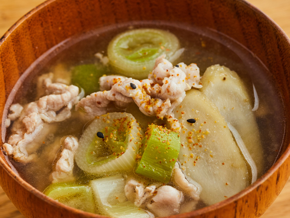 材料３つで簡単 豚汁