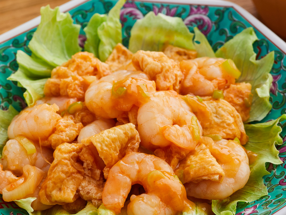 電子レンジで えびと油揚げのチリソース煮