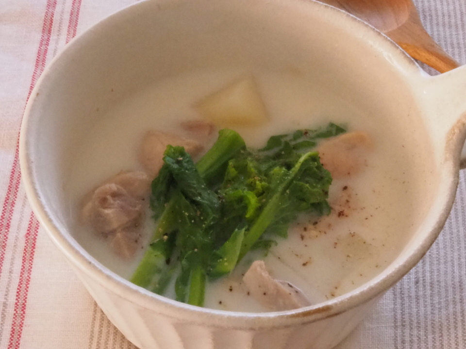 鶏肉と菜の花のミルクスープ