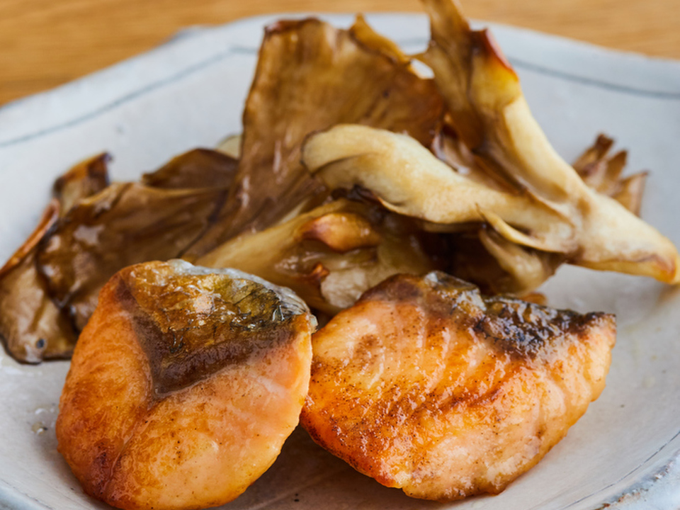 サーモンのバターしょうゆソテー