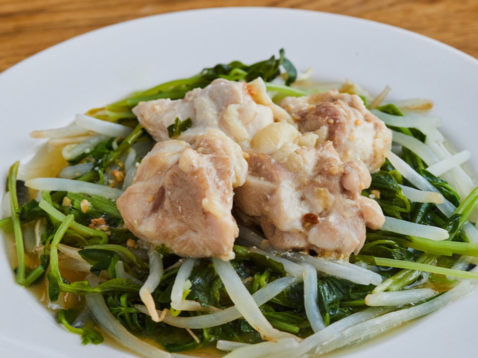 電子レンジで 蒸し鶏の甘みそだれ