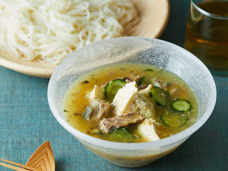 木綿豆腐とさば缶のカレー冷や汁そうめん