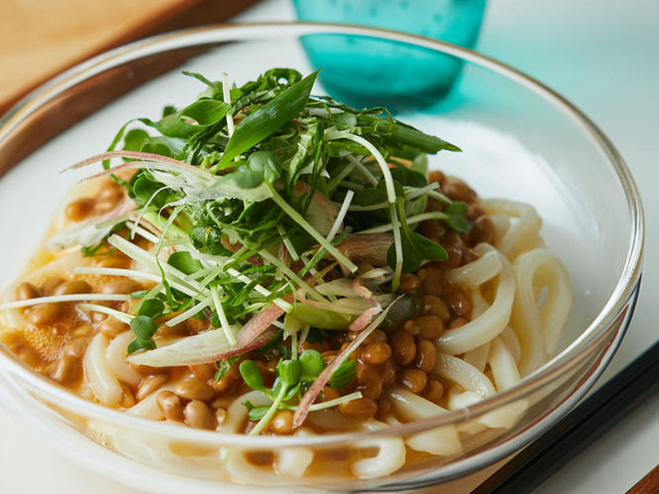 薬味たっぷり納豆冷やしうどん