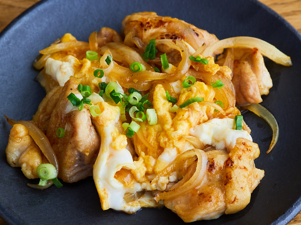 鶏肉の照りたま炒め