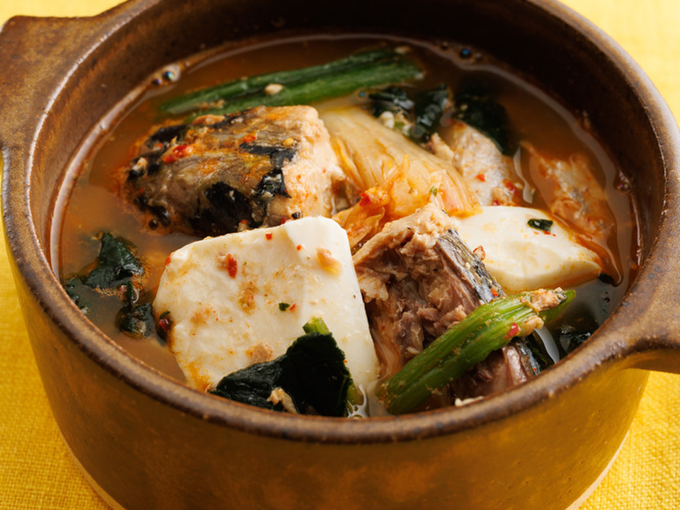 さば缶でスンドゥブチゲ