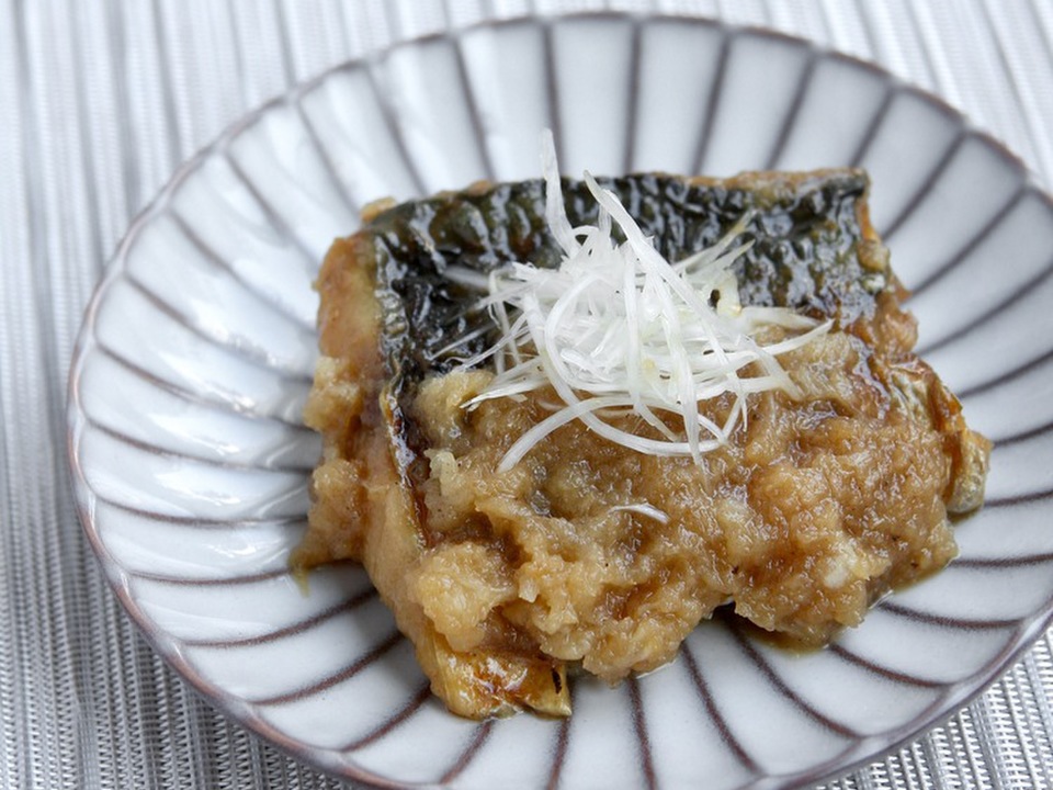 こんがり鯖の大根おろし煮