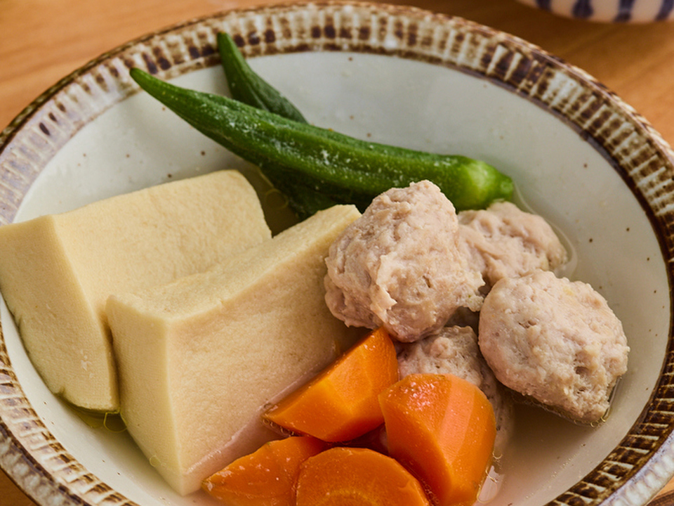 鶏団子と高野豆腐の煮浸し