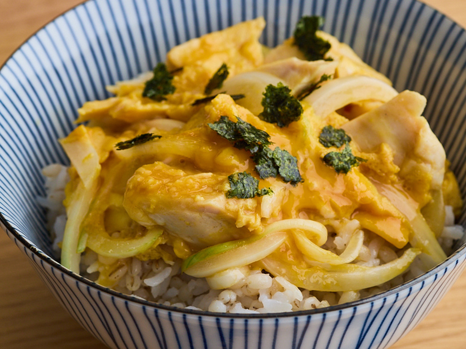 サラダチキンで 親子丼
