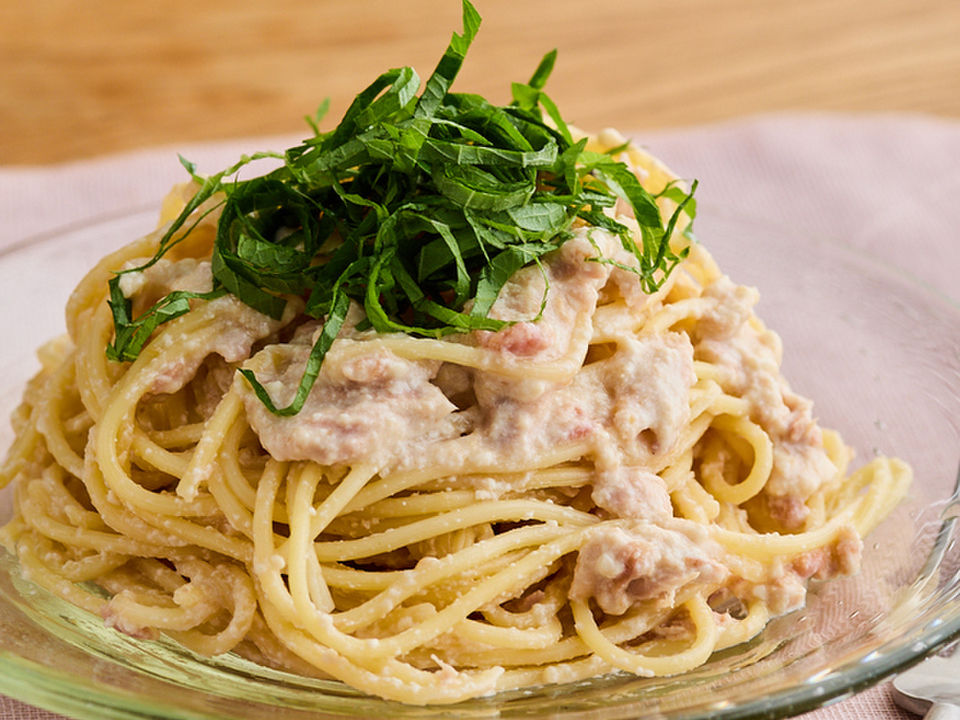 梅豆腐クリームとツナの冷製パスタ