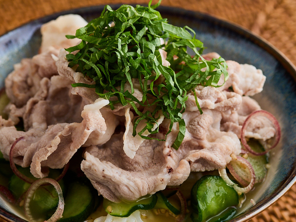 豚しゃぶ肉の冷や汁風