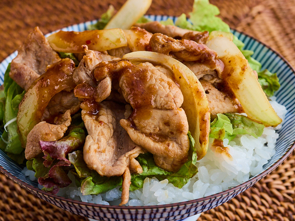 焼肉のたれで簡単　豚丼