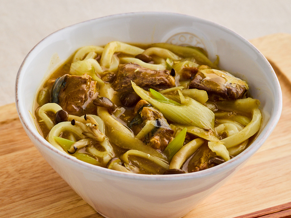 さば缶で カレーうどん