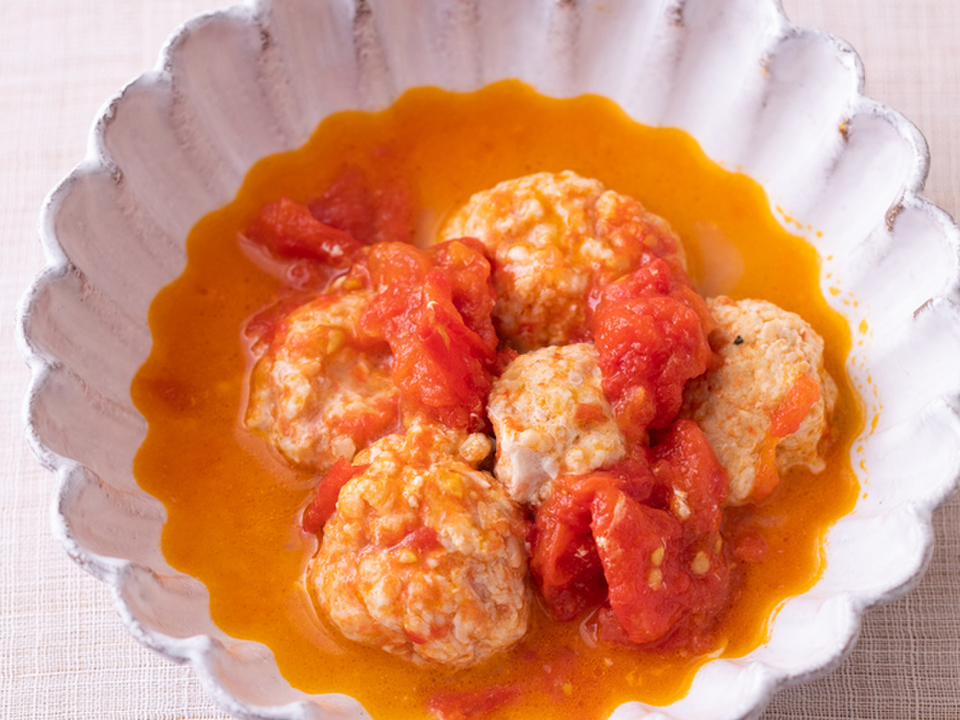 鶏団子のフレッシュトマトスープ煮