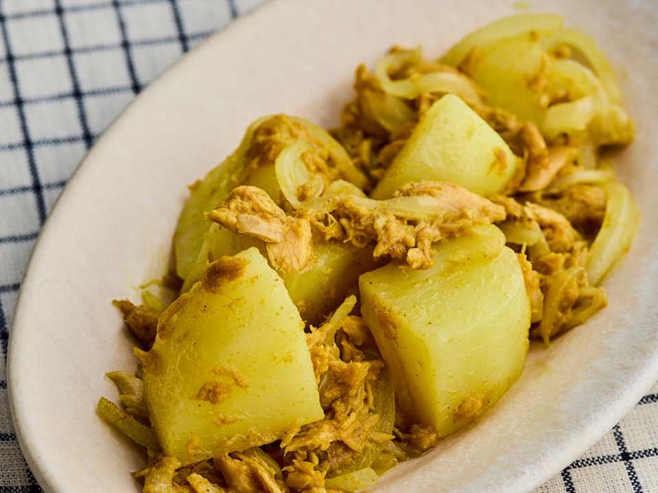 ツナとじゃがいものカレー炒め