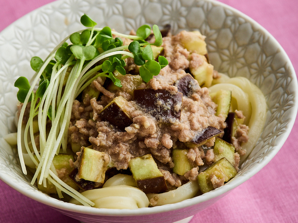 なすの肉みそうどん