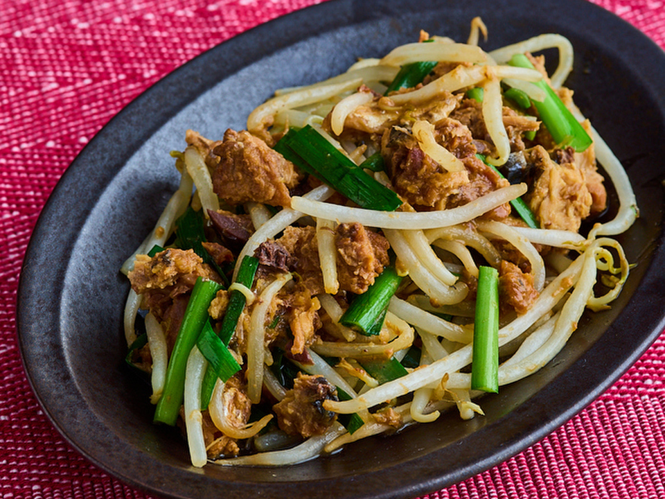 さばともやしの中華炒め