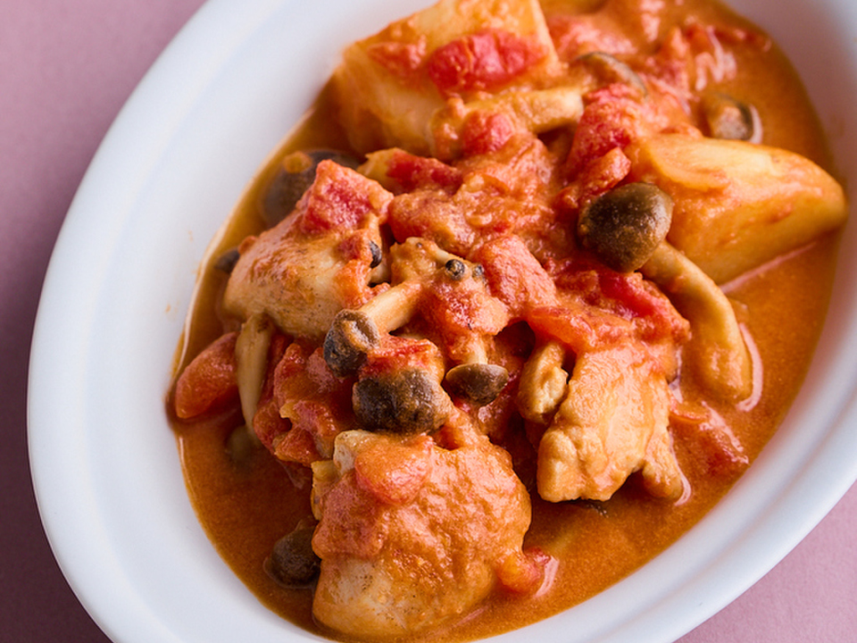 鶏肉のトマトクリーム煮