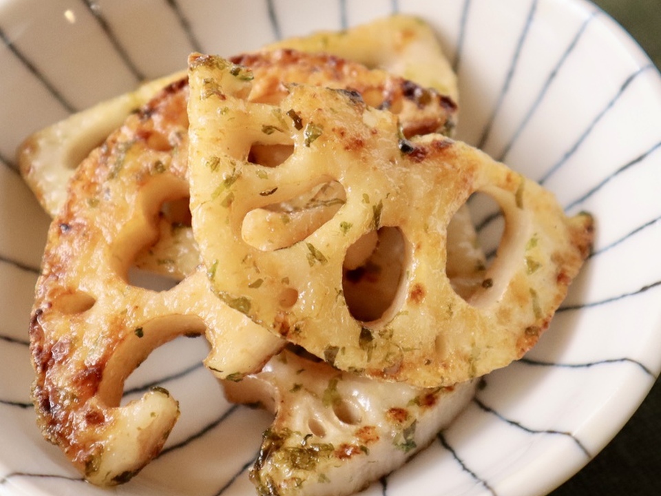 れんこんの青のり焼き