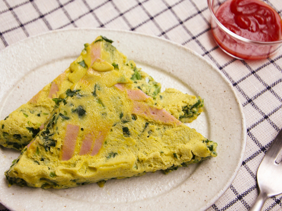 簡単 朝食ランチ 電子レンジでオムレツ