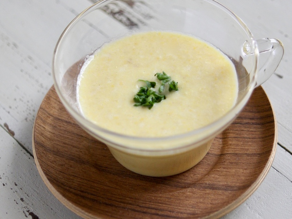 とうもろこしの冷製スープ