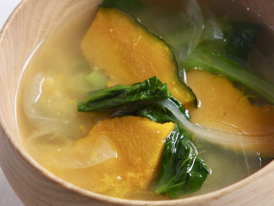 かぼちゃと小松菜のお味噌汁