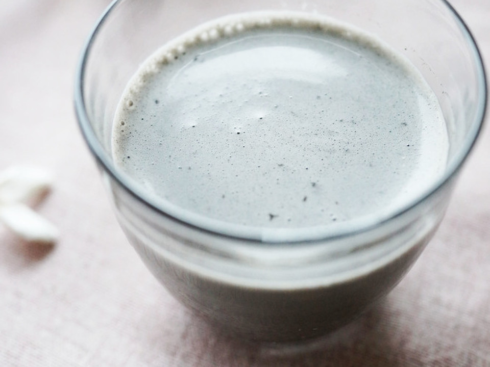 胡麻と生姜風味の温スムージー