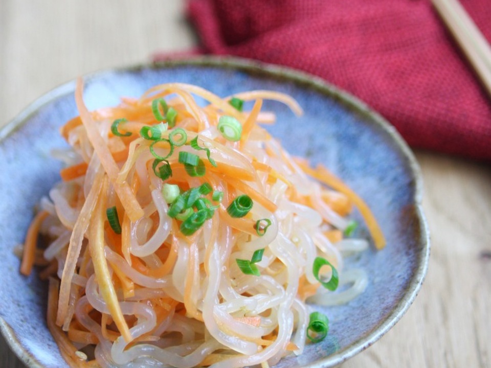 しらたきと人参の中華サラダ