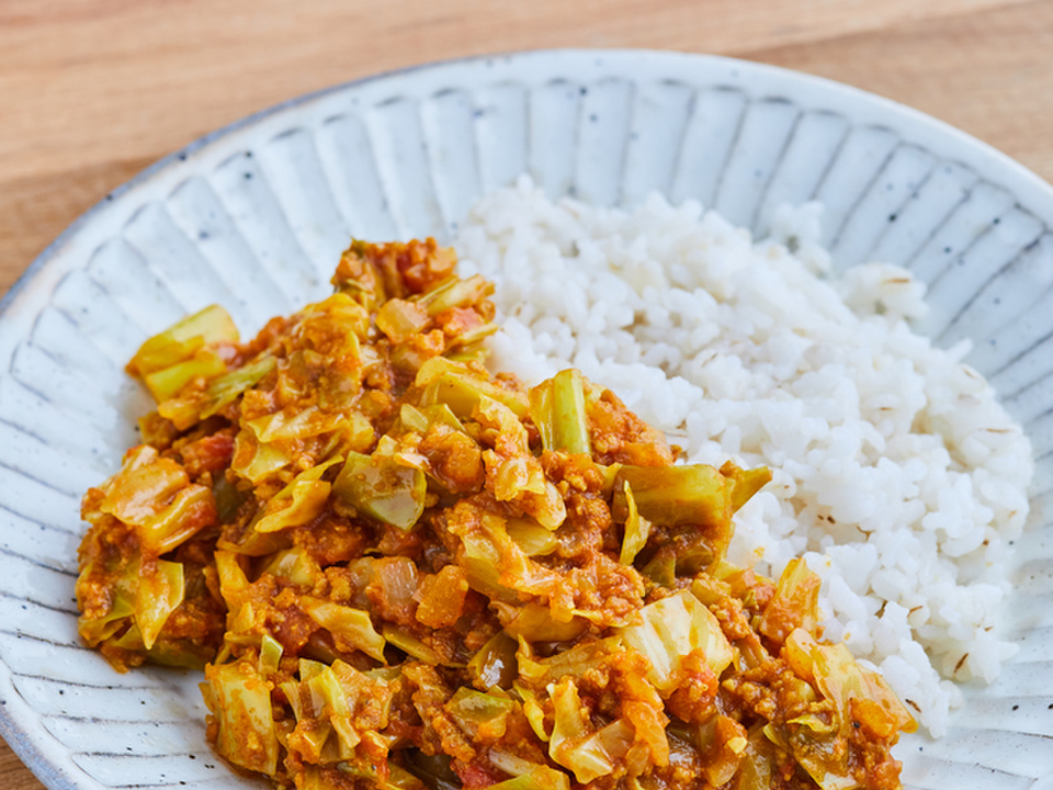 キャベツの無水キーマカレー