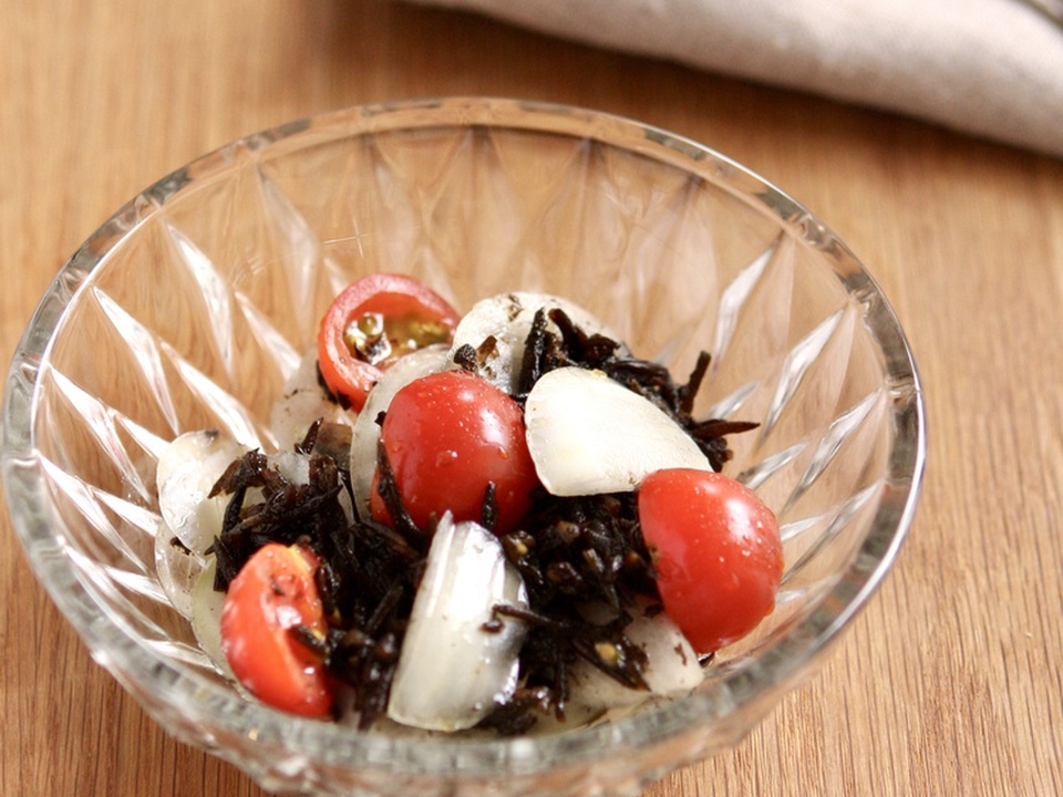 常備菜にも 彩りひじきマリネ