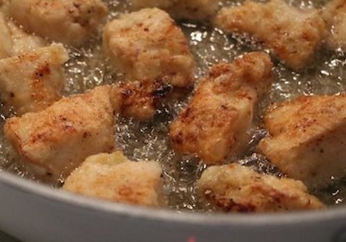 揚げ物の種類による吸う油の量やカロリーの違い