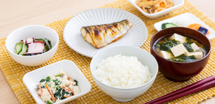 【医師監修】脂質異常症の方が心がけたい生活習慣〜体重管理や食事のポイント〜