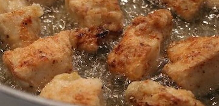 揚げ物の吸油率一覧｜素揚げ・から揚げ・天ぷら・フライのカロリー比較