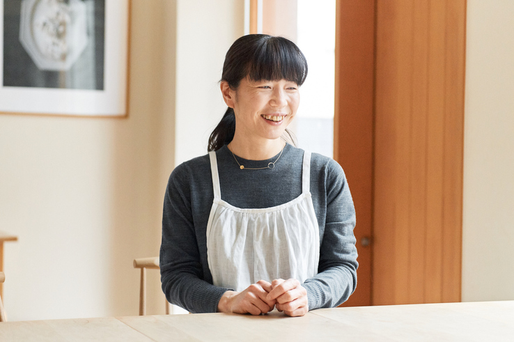 1576