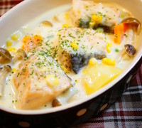 鮭と野菜のチーズクリーム煮