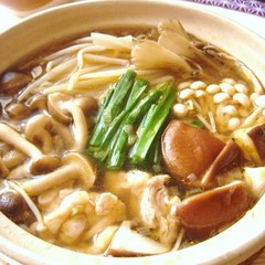 スープが美味しいきのこ鍋