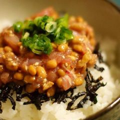 手軽に作れる 納豆まぐろ丼ぶり