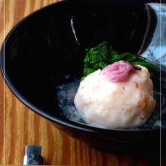 おもてなしに 海老しんじょうの桜あんかけ