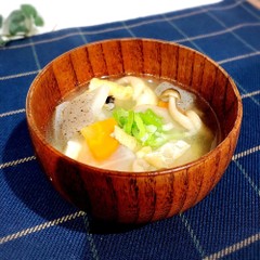 塩麹で野菜たっぷり けんちん汁