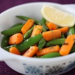 スナップエンドウとタイムレモンバター