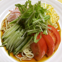定番の冷やし中華