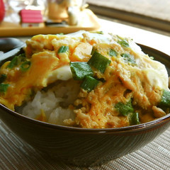 鶏ひき肉で作る簡単親子丼