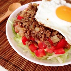 タコライス風 ひき肉とトマトのさっぱり丼