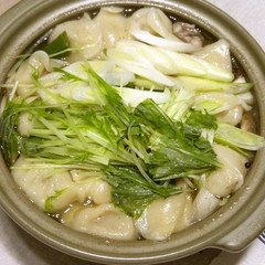 体ぽかぽかスパイシー 花椒の水餃子鍋