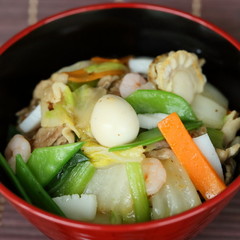 具沢山の定番中華丼