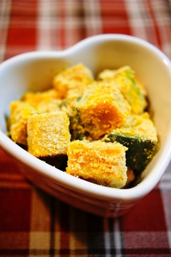 かぼちゃの胡麻きな粉和え
