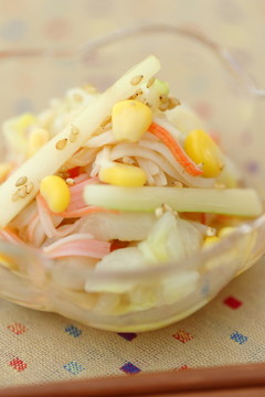 白菜・かにかまとシャキシャキ具材ごまダレ